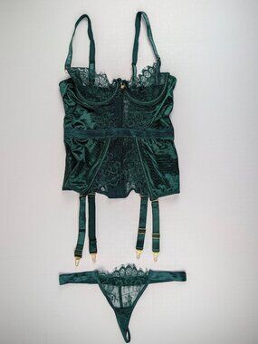 Seven 'til Midnight Green Satin Lace Bustier Corset Top Large with Garters